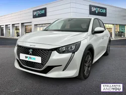 Blanc Utilisé 2021 Peugeot e-208 Allure Citadine | 13 990 € (Bon prix)