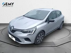 Gris Utilisé 2023 Renault Clio V Equilibre Citadine | 16 499 € (Prix juste)