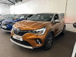 Utilisé 2021 Renault Captur Intens SUV | 19 390 € (Prix juste)