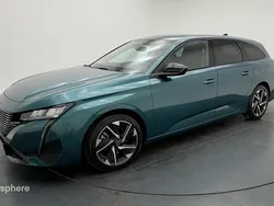 Vert Nouvelle 2024 Peugeot 308 Allure Break | 25 989 € (Super prix)