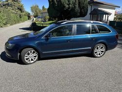 Bleu Utilisé 2014 Skoda Superb Elegance Break | 8 750 €