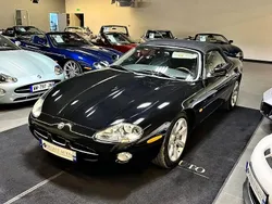 Noir Utilisé 2003 Jaguar XK8 Cabriolet | 24 000 €