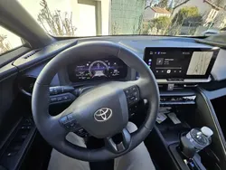Utilisé 2024 Toyota C-HR Edition SUV | 32 000 € (Prix cher)