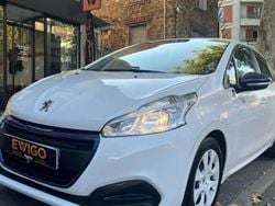 Blanc Utilisé 2017 Peugeot 208 Citadine | 4 990 € (Super prix)