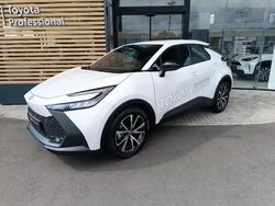 Blanc lunaire nacré Utilisé 2025 Toyota C-HR Design SUV | 32 990 € (Prix assez cher)