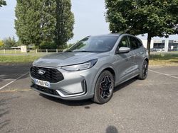 Gris solar mã©tallisã©e Utilisé 2025 Ford Kuga ST-Line X SUV | 38 499 € (Prix cher)