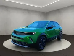 Vert Utilisé 2022 Opel Mokka-e Elegance SUV | 19 450 € (Prix juste)