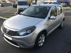 Gris Utilisé 2010 Dacia Sandero Citadine | 3 999 €