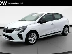 Blanc Utilisé 2024 Renault Clio Evolution Van | 16 990 €