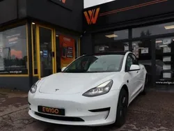 Utilisé 2022 Tesla Model 3 Standard Range Berline | 23 989 €