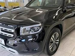 Noir Utilisé 2020 Mercedes GLB220 SUV | 41 900 € (Prix assez cher)