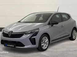 Gris Utilisé 2024 Renault Clio V Evolution Berline | 16 999 € (Prix juste)
