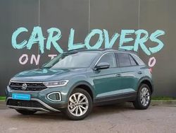 Bleu Utilisé 2025 VW T-Roc SUV | 26 970 € (Prix juste)