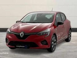 Utilisé 2021 Renault Clio V LIMITED Berline | 17 999 € (Prix juste)