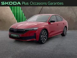Rouge Utilisé 2024 Skoda Octavia SportLine Berline | 34 890 € (Prix juste)