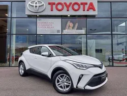Utilisé 2023 Toyota C-HR SUV | 28 300 € (Prix juste)