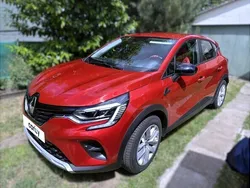 Rouge Utilisé 2022 Renault Captur Business SUV | 19 290 € (Prix juste)