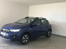 Bleu Utilisé 2024 Dacia Sandero Expression Citadine | 16 999 € (Prix juste)