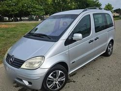 Argent Utilisé 2002 Mercedes Vaneo Monospace | 2 500 €