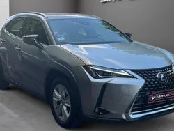 Utilisé 2021 Lexus UX 250h Business Edition SUV | 18 990 € (Prix juste)