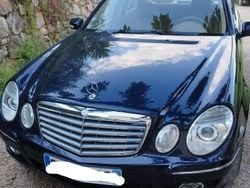 Bleu Utilisé 2008 Mercedes E320 Berline | 13 000 €
