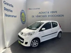 Blanc Utilisé 2012 Peugeot 107 Urban Move Citadine | 5 990 €
