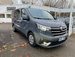 Gris Occasion 2022 Renault Trafic Intens Van | 32 900 € (Prix cher)