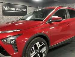 Rouge Utilisé 2024 Hyundai Bayon SUV | 18 490 € (Prix juste)