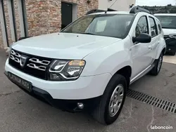 Blanc Utilisé 2014 Dacia Duster Lauréate SUV | 6 490 € (Prix assez cher)