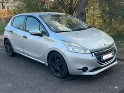 Utilisé 2012 Peugeot 208 Active Citadine | 5 300 € (Prix juste)