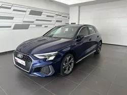 Bleu navarre métallisé Utilisé 2024 Audi A3 S-Line | 34 990 € (Prix juste)