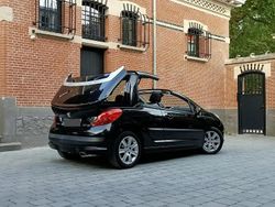 Utilisé 2009 Peugeot 207 CC Cabriolet | 3 990 € (Bon prix)
