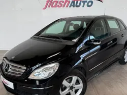Noir Utilisé 2007 Mercedes B180 Monospace | 4 900 €