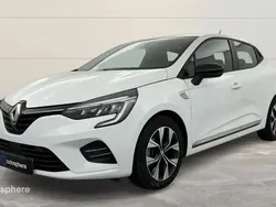 Blanc Utilisé 2022 Renault Clio V LIMITED Berline | 15 799 € (Prix juste)