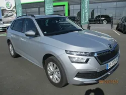 Gris Utilisé 2022 Skoda Kamiq Business Line SUV | 17 990 € (Prix juste)