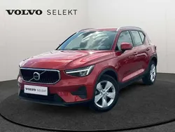 Rouge Utilisé 2023 Volvo XC40 Core SUV | 31 784 € (Prix juste)