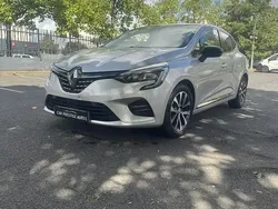Utilisé 2022 Renault Clio V Techno Berline | 12 400 € (Super prix)