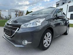 Gris Occasion 2012 Peugeot 208 Access Citadine | 9 900 € (Prix assez cher)