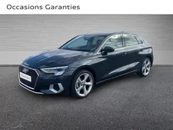 Gris Utilisé 2024 Audi A3 Sportback Berline | 31 490 € (Prix juste)