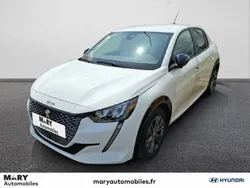 Blanc Utilisé 2023 Peugeot e-208 Style Citadine | 20 490 € (Prix assez cher)