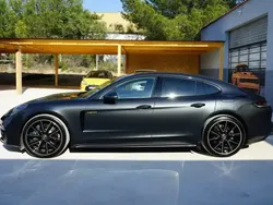 Gris Utilisé 2022 Porsche Panamera 4 Berline | 99 900 € (Prix assez cher)