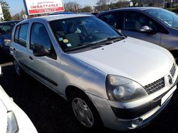 Utilisé 2003 Renault Clio II Citadine | 2 490 €
