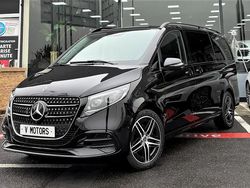 Noir Utilisé 2024 Mercedes V250 Avantgarde Monospace | 94 990 €