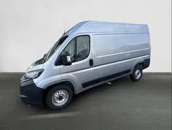 Gris Nouvelle 2024 Peugeot Boxer S Van | 41 490 € (Prix cher)