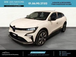 Blanc Utilisé 2022 Renault Mégane Evolution Berline | 23 990 € (Prix juste)