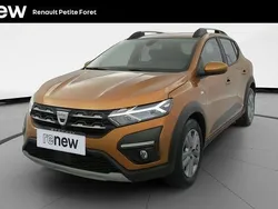 Orange Utilisé 2022 Dacia Sandero Comfort Citadine | 12 499 € (Prix juste)
