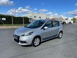 Gris Occasion 2012 Renault Scénic Expression Monospace | 3 990 € (Prix juste)