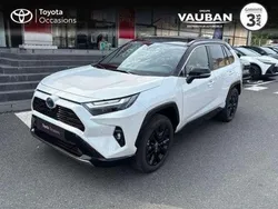 Utilisé 2025 Toyota RAV4 Hybrid SUV | 46 990 € (Prix assez cher)