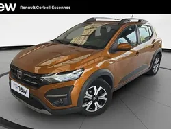 Orange Utilisé 2021 Dacia Sandero Comfort Citadine | 13 490 € (Prix juste)