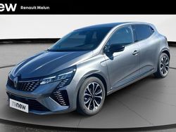 Gris Utilisé 2024 Renault Clio V Techno Citadine | 17 900 € (Prix cher)